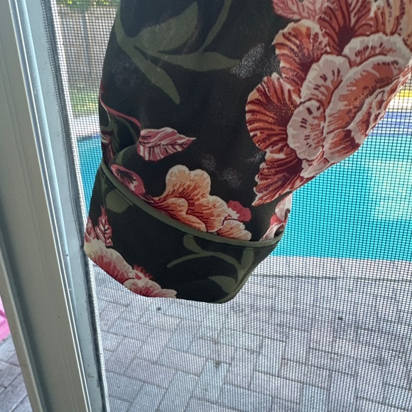 Blouse - Picture 3 of 5